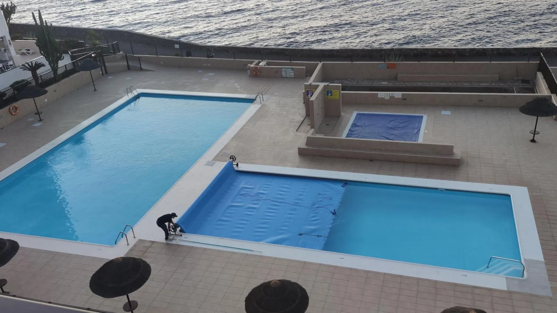 Апартаменты Ladybug Ocean View Коста-дель-Силенцио
